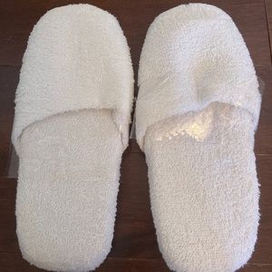 Spa like slippers